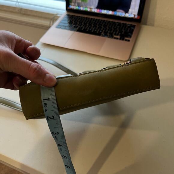 Green Woven Weaved Square Small Vegan Leather Crossbody Bag - Picture 13 of 16